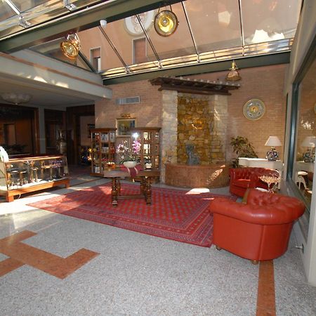 Hotel Villa Delle Rose Pescia Buitenkant foto