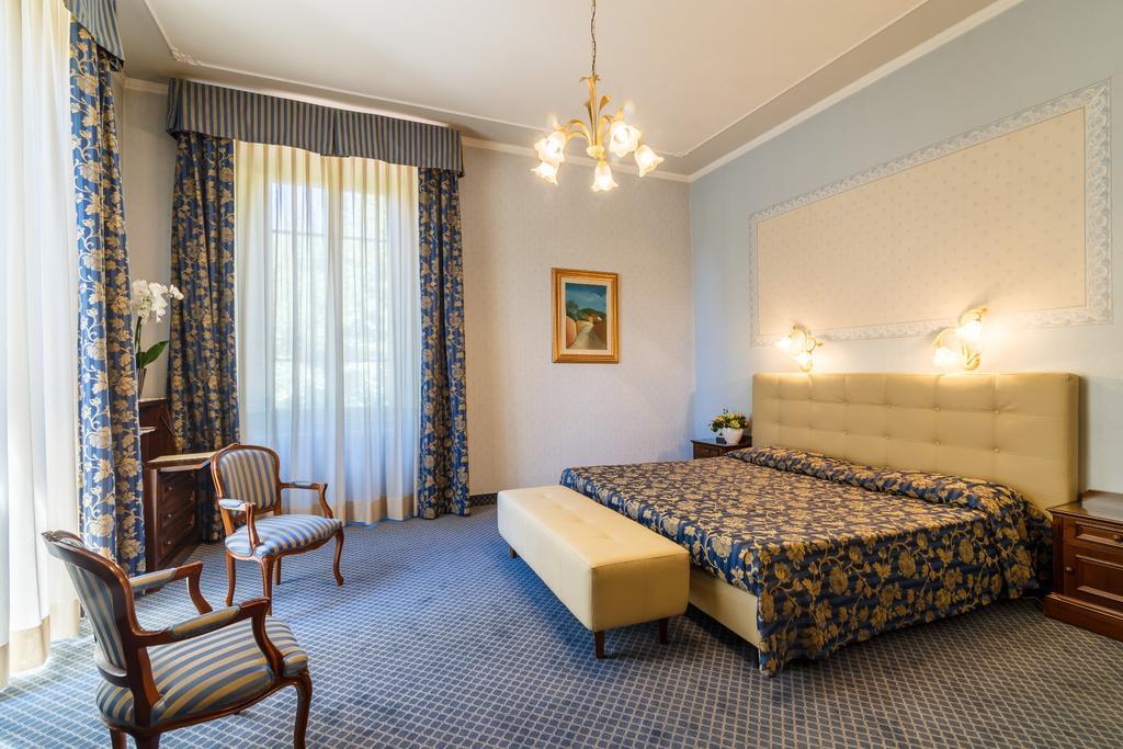 Hotel Villa Delle Rose Pescia Buitenkant foto