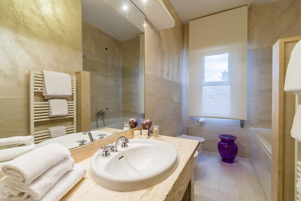 Hotel Villa Delle Rose Pescia Buitenkant foto