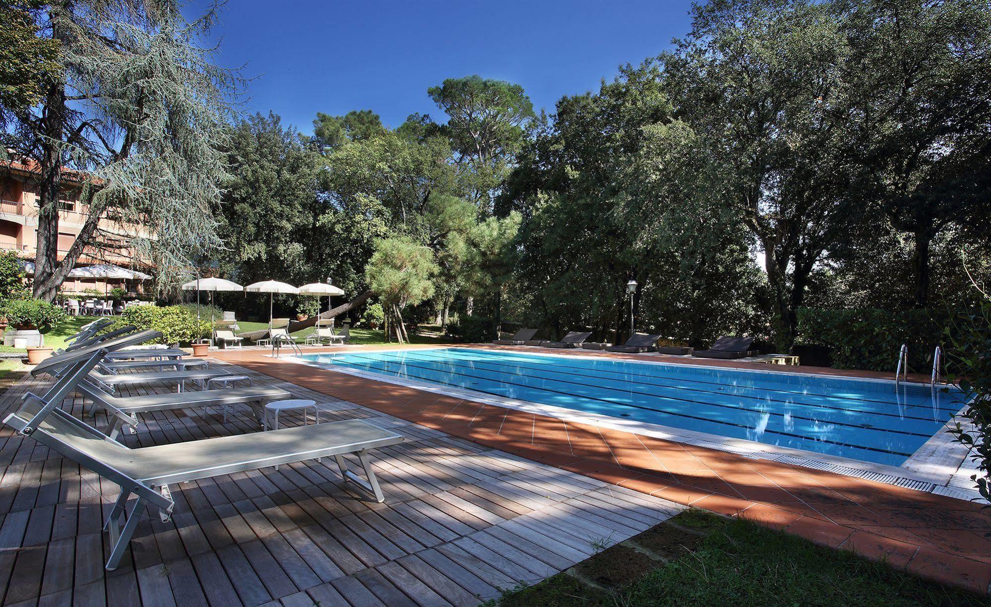 Hotel Villa Delle Rose Pescia Buitenkant foto