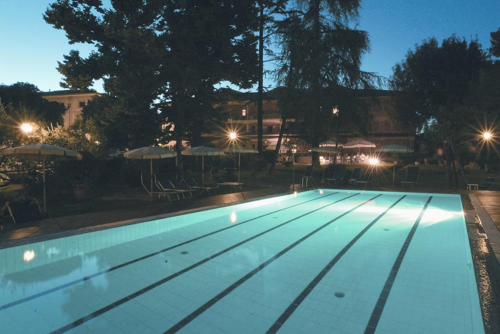 Hotel Villa Delle Rose Pescia Buitenkant foto
